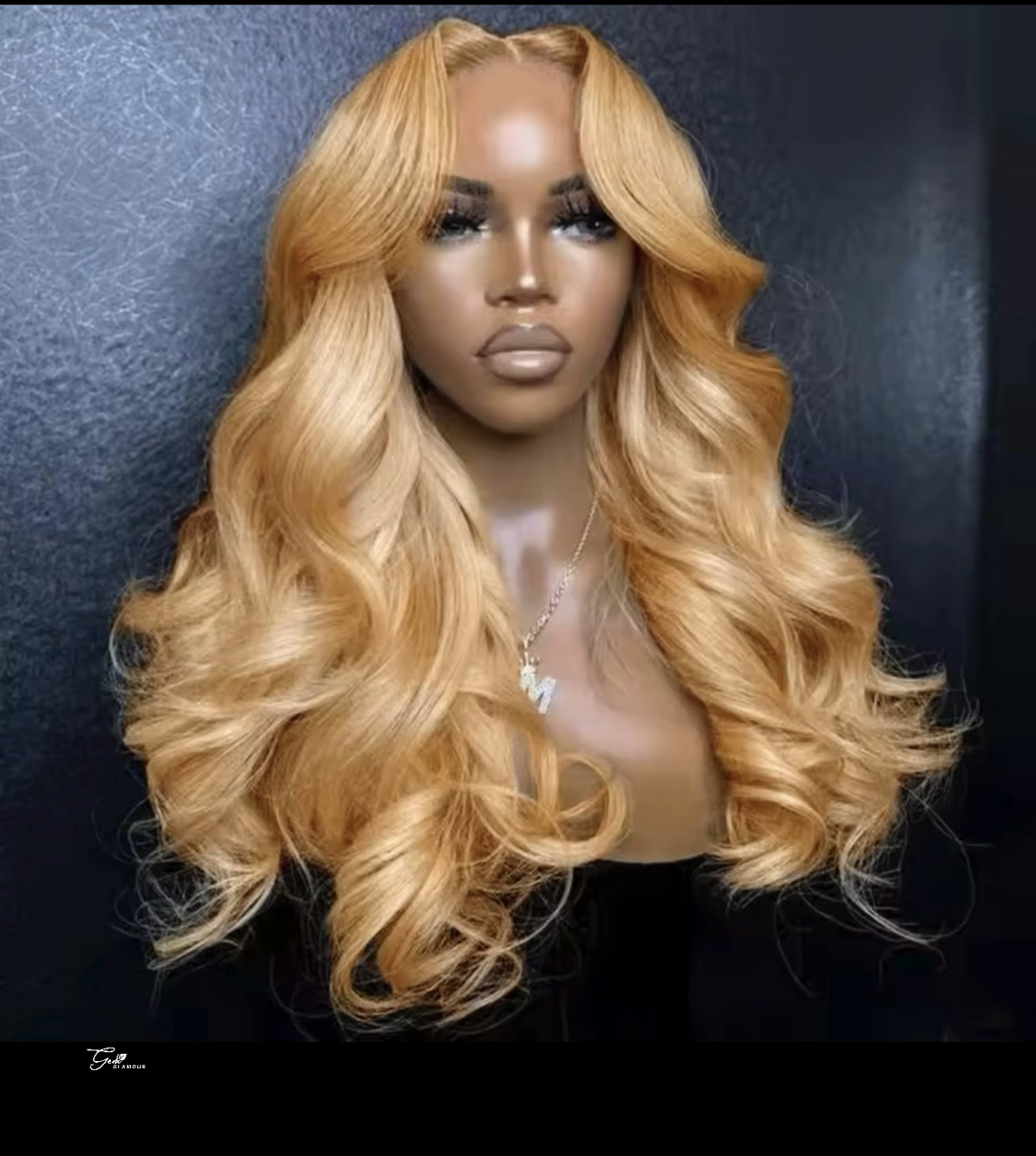 24" blonde body wave wig
